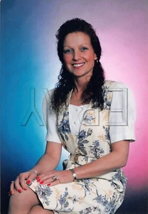 Original 3,5x5 Foto Frau Studio Porträt H142 #32 - Bild 1 von 2