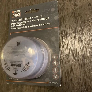 Woods PRO L4700 Outdoor Twist-To-Lock Light Control with Photocontrol~Plug In - Picture 1 of 4