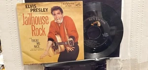 ELVIS PRESLEY 7" 45 RPM "Jailhouse Rock" & "Treat Me Nice" w/PS VG+ condition - Imagen 1 de 5