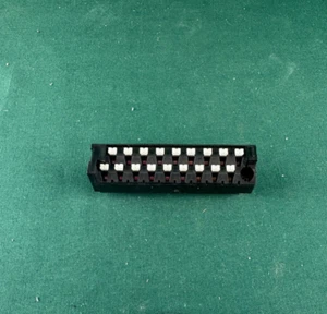 Terminal de conexión Eaton/Moeller XIOC-TERM-18T (#ETN11) - Imagen 1 de 1