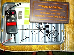 L@@k** Realistic 40-Channel Two Way Emergency Citizens Band System **Vintage** - Bild 1 von 6