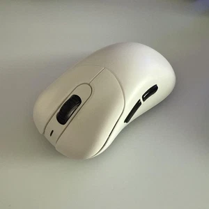 VAXEE E1 4K Wireless Gaming Mouse White Used - Picture 1 of 3