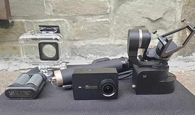 YI 4K Action Camera mit YI Gimbal und viel Zubehör - Bild 1 von 4