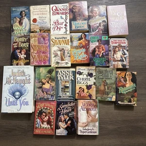 Historical romance lot Of 21 Books Various Authors - Picture 1 of 3