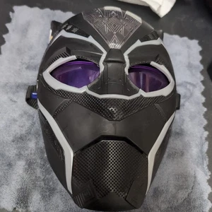 Maschera illuminata Black Panther Vibranium Power FX Marvel Avengers cosplay Disney - Foto 1 di 21