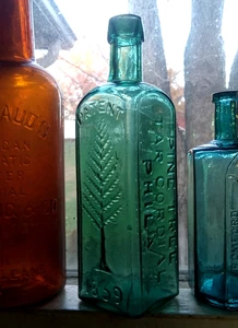 WISHART'S PINO ALQUITRÁN CORDIAL PATENTE 1859 EMB PINO AÑOS 1860 BONITO VERDE AZULADO MED - Imagen 1 de 15