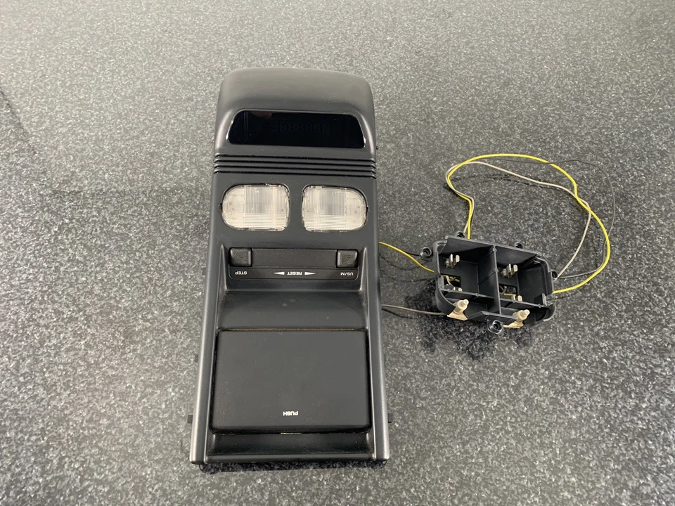1993-1998 Jeep Grand Cherokee Overhead Console Storage Dome Map Light Display - Image 1 of 4