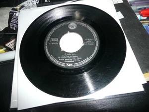 record 45 rare ELVIS PRESLEY German press RCA - Make me Know it / O Sole Mio  - Bild 1 von 7