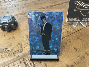 2024 Keepsake Bruce Lee #19 Blue Cracked Ice 23/100 - Picture 1 of 3