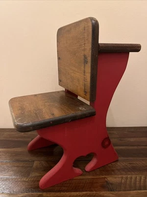 Silla infantil de madera primitiva de colección arte popular taburete rojo asiento decoración soporte para plantas” Foto 1 de 4