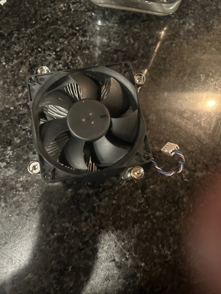 Enfriador de aire con zócalo de CPU Intel LGA1151, 4 pines, disipador térmico de aluminio Foto 1 de 1