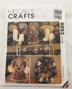 8892 McCall Weihnachtszubehör Strumpf Ornamente Kranz Schnittmuster - Bild 1 von 4