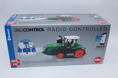 Siku 6789 Fendt 1167 Vario MT with Bluetooth App Control 1:32 + Remote Control - Image 1 of 4
