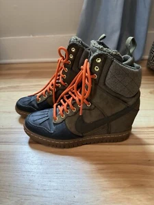 Women's Size 6 Nike Dunk Sky High 2.0 Sneakerboot, Dark Loden Anthracite (GUC)  - Picture 1 of 5