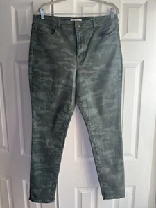 Social Standard Skinny Pants Size 16 Green Camouflage Sanctuary Anthropologie - Picture 1 of 6