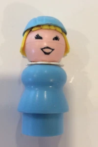 Vintage 1986 Fisher Price Little People Airport Stewardess Toy Figure - Picture 1 of 3