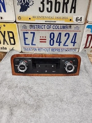 Volkswagen Touareg 2013 2014 climatización delantera control de temperatura OEM asientos térmicos Foto 1 de 3