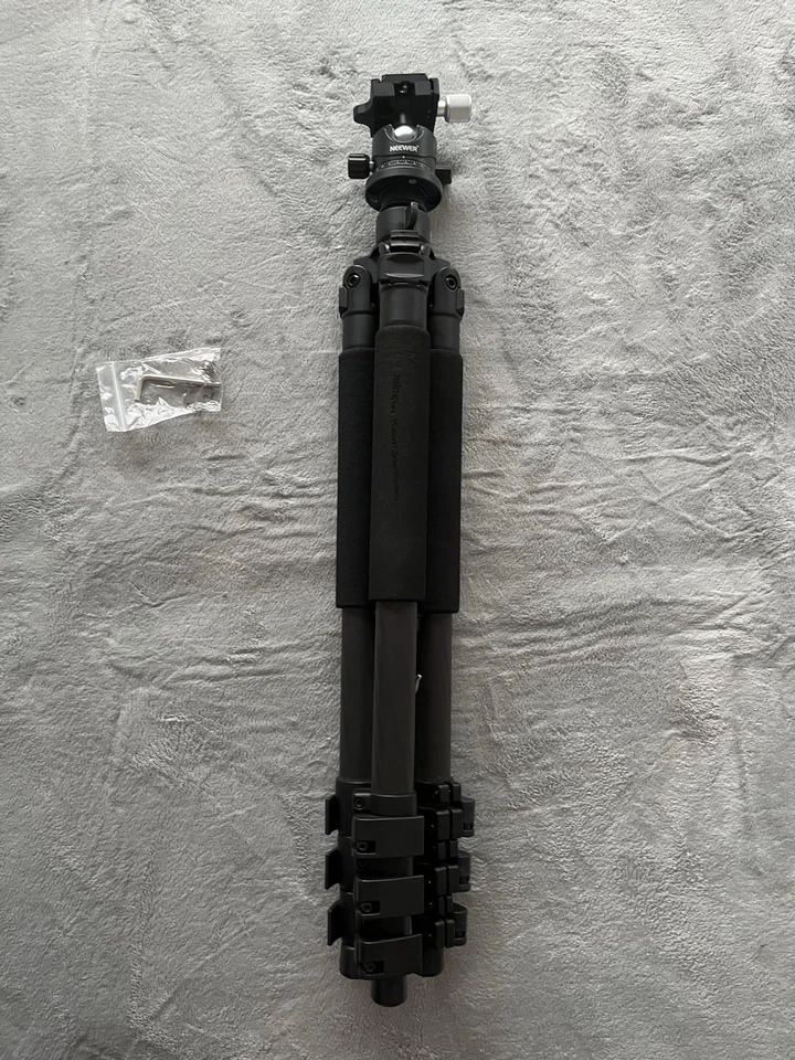 Walimex Pro Carbon Stativ mit Neewer Kugelkopf & Tasche – 1,65 m – Top Zustand - Bild 1 von 4
