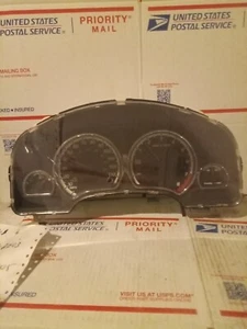 2007 Saturn Vue hybrid 2.4 Speedometer Instrument Cluster 15916734 Unknown Miles - Picture 1 of 7