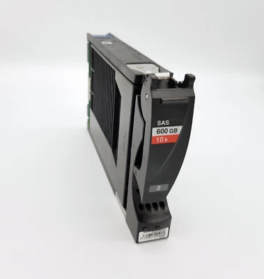 EMC 005049202 600GB 10K RPM 2.5" SAS 520 BPS Hard Drive with 3.5" Adapter Tray - Image 1 of 4