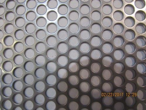 1/4" HOLES 18 GAUGE CARBON STEEL STEEL PERFORATED SHEET-- 12" X 12"