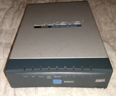 Router Dual WAN VPN RV042 V1.1 Linksys Cisco RJ45 4 Port With AC Adapter Working - Image 1 of 4