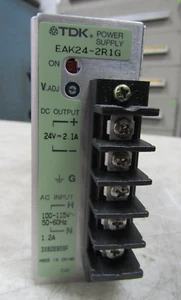 💥FUENTE DE ALIMENTACIÓN TDK EAK24-2R1G 24 VDC 2,1 AMP 100-115 VAC 1,2 AMP - Imagen 1 de 7