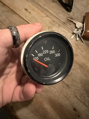 VDO Oil Temperature Gauge Fahrenheit - Image 1 of 3