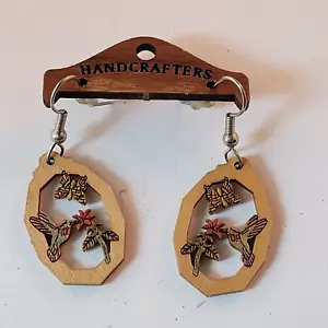 Handwerker Holz Cutout Kolibri Schmetterling Libelle Ohrringe NEU - Bild 1 von 4