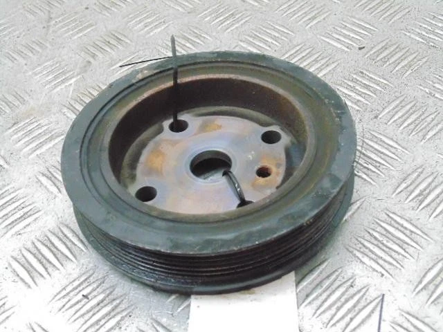 Polea cigüeñal Volvo Xc90 E/C D5244t4 Mk1 30731865 2,4 diésel 2006-2016M Foto 1 de 4