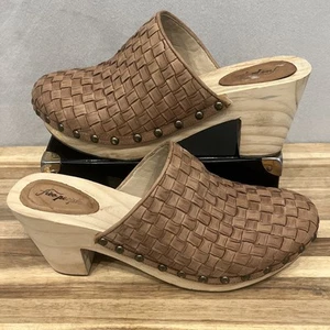 EUC! Free People Adelaide Clogs Size 41 (10) Shoes Tan Wood Heels Boho Hippie - Picture 1 of 10