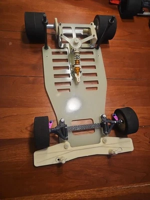Vintage R/C Team Associated RC10L Pan Car Roller New Build - Image 1 of 4