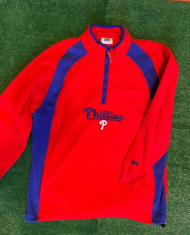 Vintage Philadelphia Phillies sweater fits like a large Cover