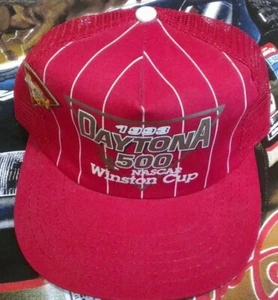 Vintage 1993 Daytona 500 Red Hat with pin - Bild 1 von 3