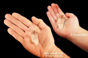 CLEAR QUARTZ CRYSTAL Points 2" 1-2 Oz A Grade Raw Rock Mineral Chakra Healing - Picture 1 of 3