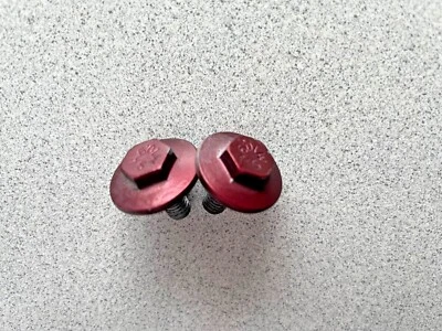 2004-2010 MERCEDES-BENZ SLK280 SLK350 R171 ~ 2 HOOD HINGE SCREW ~ A0029843929 - Image 1 of 3