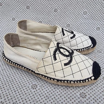 Sapatilhas Chanel Off-white/preto acolchoado couro CC espadrille tamanho 37 - Imagem 1 de 4