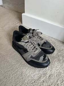 Valentino Garavani Men's Camouflage Rockrunner Sneakers Size 9 - Picture 1 of 7