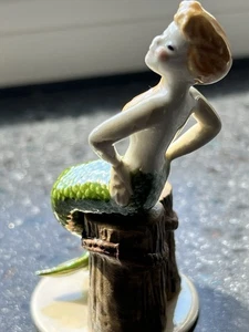 New Retired 1990 Hagen Renaker Mermaid on Piling Never Removed From Box Perfect - Picture 1 of 12