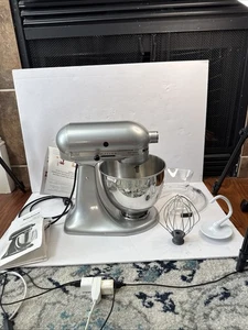 Kitchen Aid KSM150PSMC Artisan 10 Speed Stand Mixer Silver + Accessory Markings - Picture 1 of 7