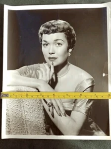 Fotografía original de belleza vintage de Jane Wyman 8x10 - Imagen 1 de 4