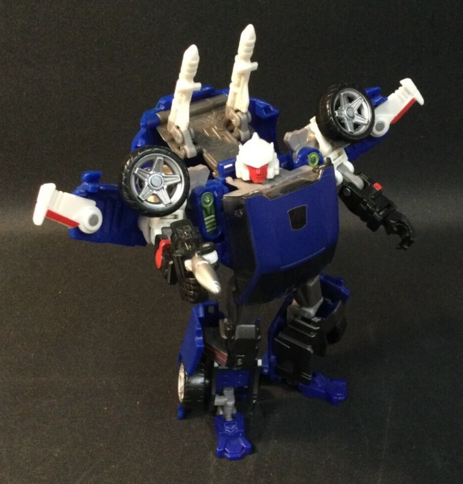Transformers Reveal The Shield (2010) Turbo Tracks Action Figure COMPLETE - Image 1 of 4