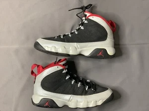 Nike Air Jordan 9 Retro Kilroy Style # 302359-012 Grey/Black/Red Size 5.5y (GS) - Picture 1 of 7