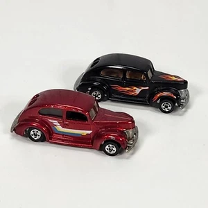 2 Vintage HOT WHEELS 40 Ford 2-Door Coupe Black Flames & Red 1982 Blackwalls - Picture 1 of 10