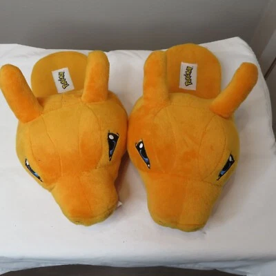 Zapatillas de microfibra de felpa Bioworld Pokémon Charizard Head 2016 talla pequeña adulto Foto 1 de 4