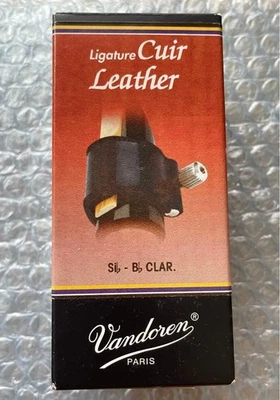 Vandoren Ligature Cuir Leather for Clarinet - Image 1 of 4