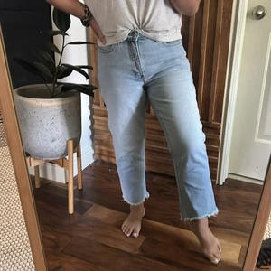 Vintage Tommy Hilfiger Straight Leg Cropped Light Wash Jeans. Größe 27 - Bild 1 von 14