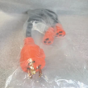30 AMP auf 15 AMP Generator Y Splitter Adapter NEMA L5-30P Stecker auf 5-15R - Bild 1 von 3
