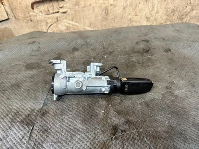 2014 AUDI A3 8V IGNITION BARREL & KEY 5Q0905865 1K0905851B - Image 1 of 4