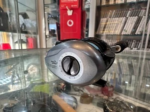 JARVIS WALKER WATER RAT BAITCASTER REEL - Picture 1 of 13